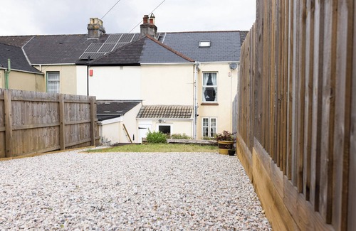 Plymouth House | Fred's Place