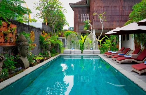 Batuan Apartment | Freddies Villas Ubud – Deluxe Room #07