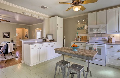 Fredericksburg Cottage | Fredericksburg Cottage w/Grill - Walk to Main St!