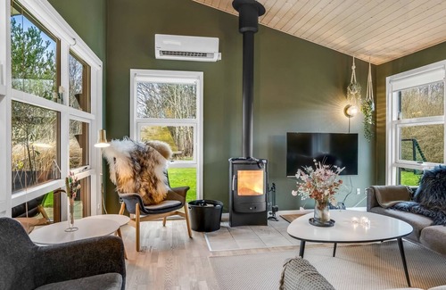 Hou House | "Frederikka" - 1.9km from the sea by Interhome