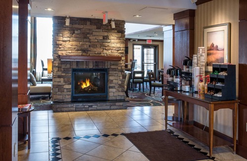 Harrisburg - Hershey Condo | Free Breakfast. Indoor Pool. Gym. Near Hersheypark!
