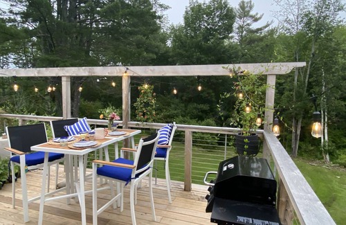 Northport Apartment | Free kayak w/deliv, new listedAIR CONDITIONED loft above Kayak Shop