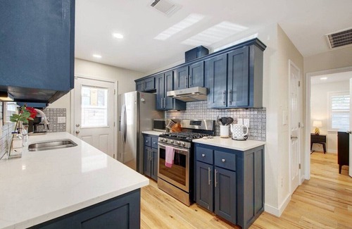 East MLK House | Free Parking, East Austin, 2 br - Bungalow