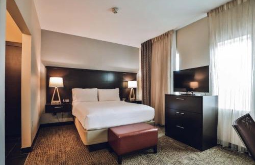 Chinatown Apartment | Free Parking Free Wifi with Kitchen Washer Dryer Relux Studio Group 2