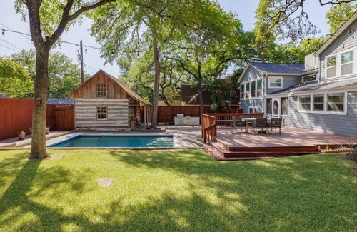 Tarrytown House | Free Parking, Gym, Pool - Songbird - Portoro