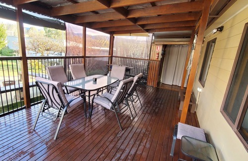 Talbingo House | Free Wi-fi, Netflix, Sleeps 8 - Tathra of Talbingo