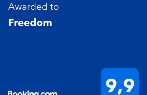 Sant'Antonio Abate Apartment | Freedom