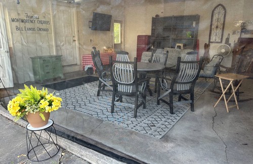 Sault Ste. Marie House | Freighters in front yard! Private Sandy Beach - Large Deck - Best View on River