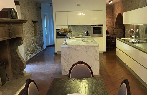 Fratte Rosa Villa | Fresh Deluxe Villa With Heaven-Like Surroundings