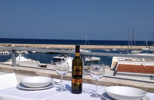 Marina di Ostuni Apartment | Fresh renov. Penthouse, sea views, right on the fishing port, 50 m sea