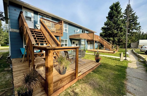 Denare Beach Apartment | Fresh Upper Level apartment Suite on Mosher Lake at Overland Resort