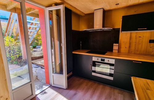 Xonrupt-Longemer Apartment | Freshly renovated "Le Cerf" gîte in XONRUPT LONGEMER with outdoor SPA