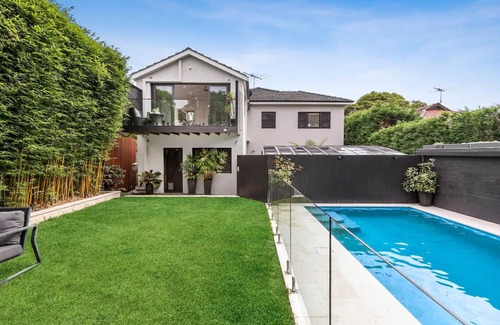 Freshwater House | Freshwater family friendly home with pool!n