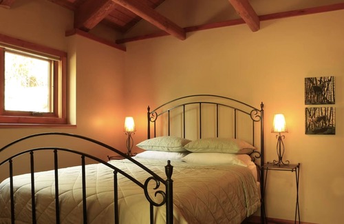 New Denver Cabin | Freya's Cabin at Big Bay Stays: Your Lakeside Haven for Rejuvenation & Adventure