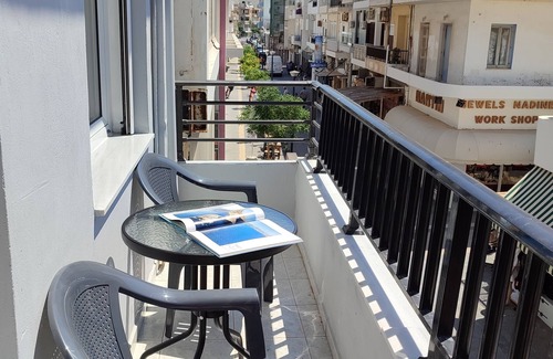 Ierapetra Apartment | Friendly & comfy apt at town center