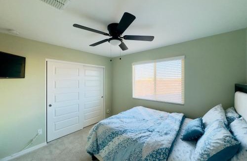 Laveen House | Friendly Host Near Loop 202 with Mountain views