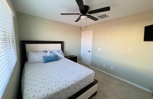 Laveen House | Friendly Host Near Loop 202 with Mountain views
