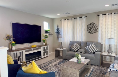 Laveen House | Friendly Host Near Loop 202 with Mountain views