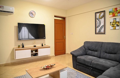 Kumasi Apartment | Frimpong Home