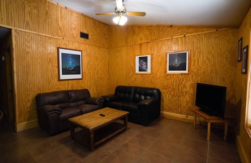 Sabinal Cabin | Frio Country Resort - Within walking distance to the Frio River!