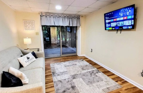 Briar Crest Woods House | Frolic in Fern l Enclosed Deck, Bar, Ski Access