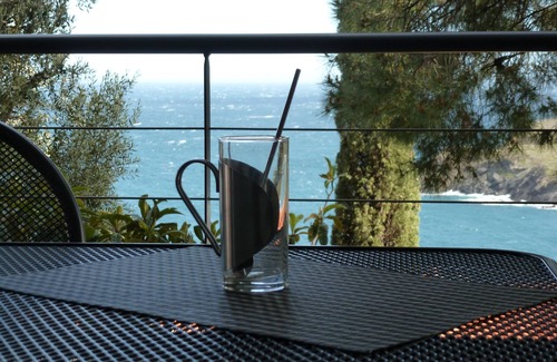 Cerbere Apartment | FROM COLLIOURE TO CADAQUES