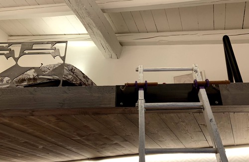 Cremona Apartment | From Mr. Paul - Ruby - CNI Code 00036