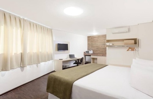 Padre Eustaquio Hotel | Front Hotel Expominas