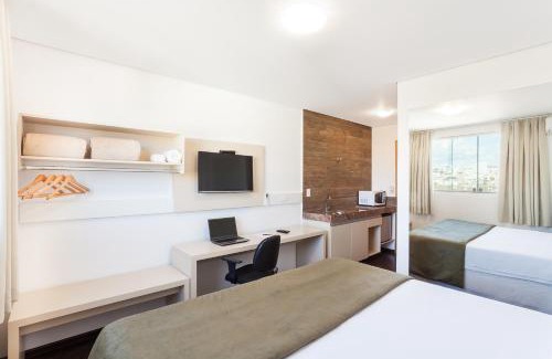 Padre Eustaquio Hotel | Front Hotel Expominas