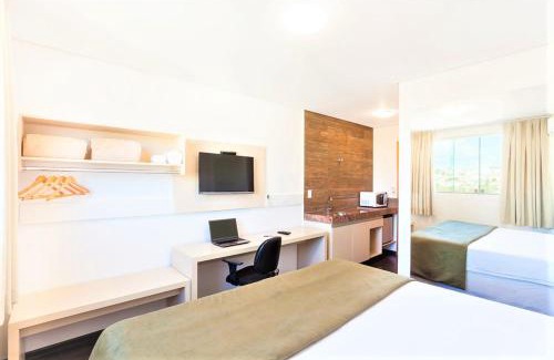 Padre Eustaquio Hotel | Front Hotel Expominas