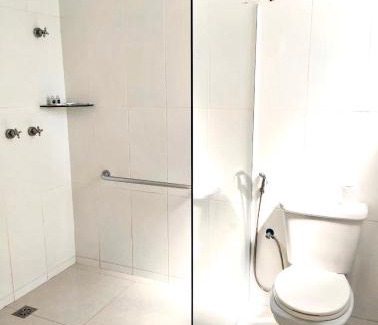 Padre Eustaquio Hotel | Front Hotel Expominas