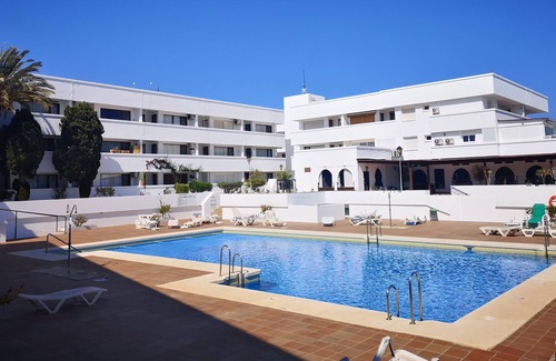La Parata Apartment | Front line, 2nd floor apartment with seaviews & private parking