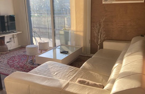 Badalona Apartment | Front line beach in front of the port