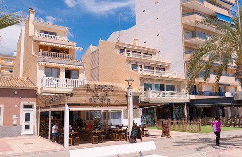 Coveta Fuma Apartment | Front line new 3 bed apartment with ideal para familias