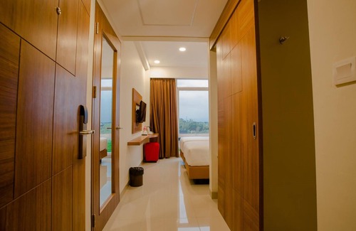 Purwodadi Hotel | Front One Hotel Purwodadi