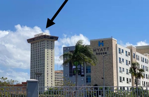 Isla Grande Apartment | Front to Convention center, close to the beach and old San Juan