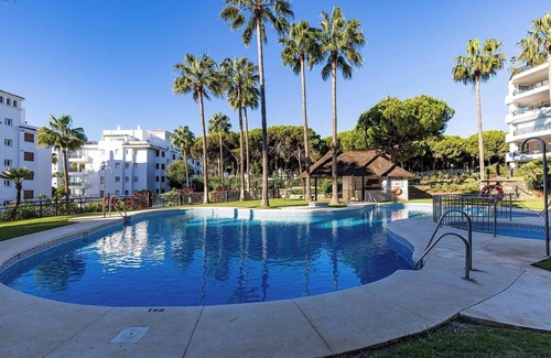 Calahonda Apartment | Frontline Beach 2 Bed Mi Capricho Apt, Private Garden with Sea Views