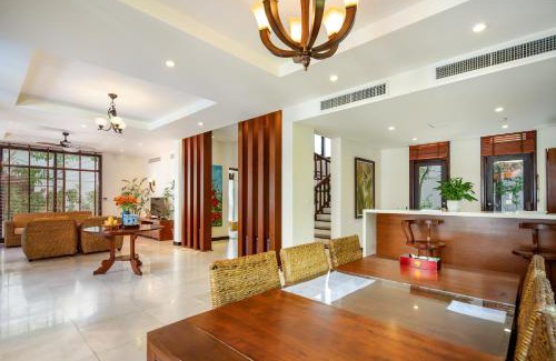 Ngu Hanh Son House | Fu Beach Villas Resort Private Pool Da Nang