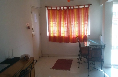 Kolkata Apartment | Full 1 BHK apartment near Deshapriya Park - Free Wifi