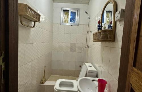Freetown House | Full AirCon- 3Bed Villa- A c- WiFi- HotWater