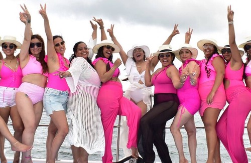 Bavaro Boat Rental | 🏝 Full-day Yacht Adventure: Fun Memories, Captain & Crew Included🤩