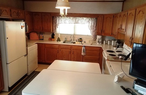 Frostburg House | Full Home in quiet Historic District