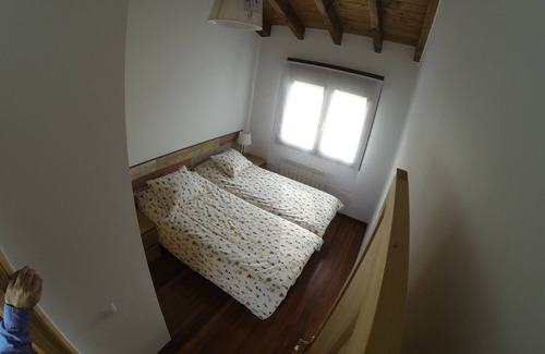 Meluerda House | Full house for 6 people in Ribadesella, excellent location, beach and mountain.