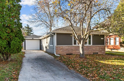 Appleton House | Full house with fun game room in quiet residential neighborhood