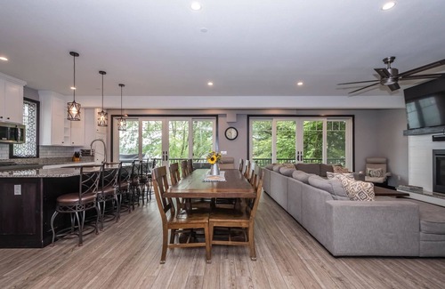 McHenry House | Full of Grace | Modern Lakefront Retreat + Dock & Hot Tub!