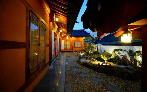 Jeonju House | Full of Love Guesthouse