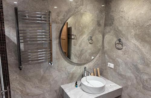 Nardaran Apartment | Full Sea View Apartment at The Grand Hotel, Sea Breeze