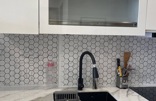 District 9 Apartment | Full services apartment with pool view