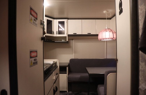 Albertslund House | Full Service - Caravan