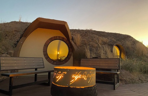 Preston House | Full-sized Hobbit House. Fantasy setting with modern comforts